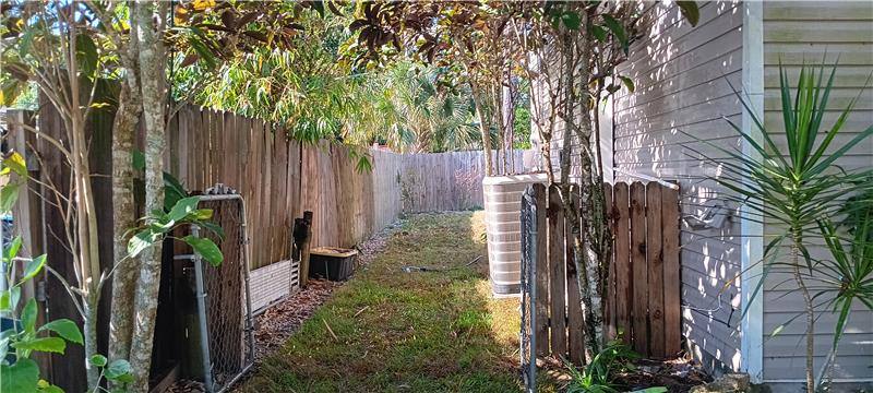 House for rent at 2045 54th Ave, Vero Beach, FL 32966