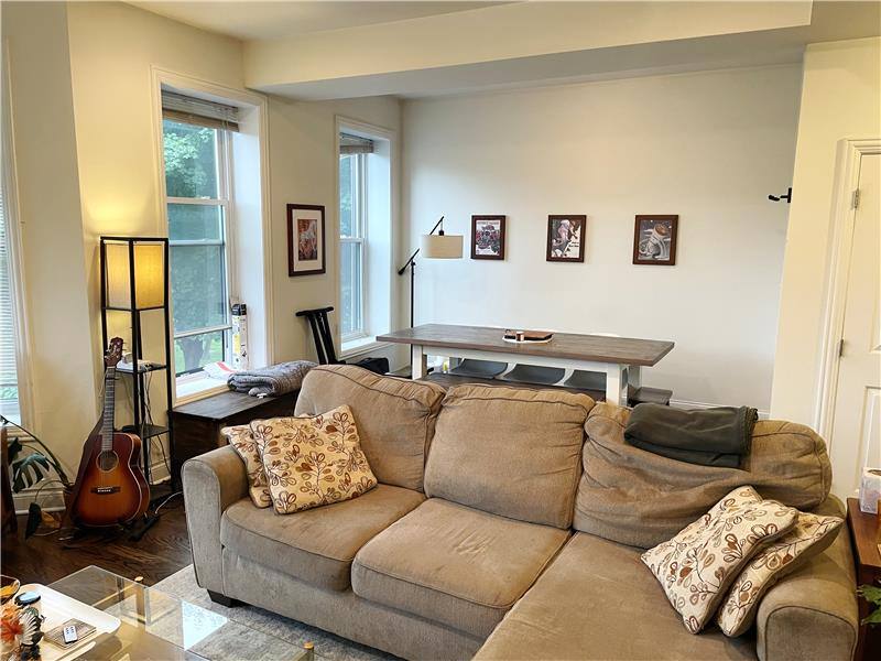 Apartment for rent at 1856 N Humboldt Blvd #2S, Chicago, IL 60647