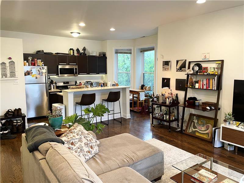 Apartment for rent at 1856 N Humboldt Blvd #2S, Chicago, IL 60647