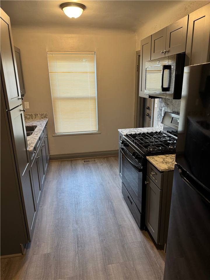 Townhouse for rent at 51 Spokane Dr, Pontiac, MI 48341