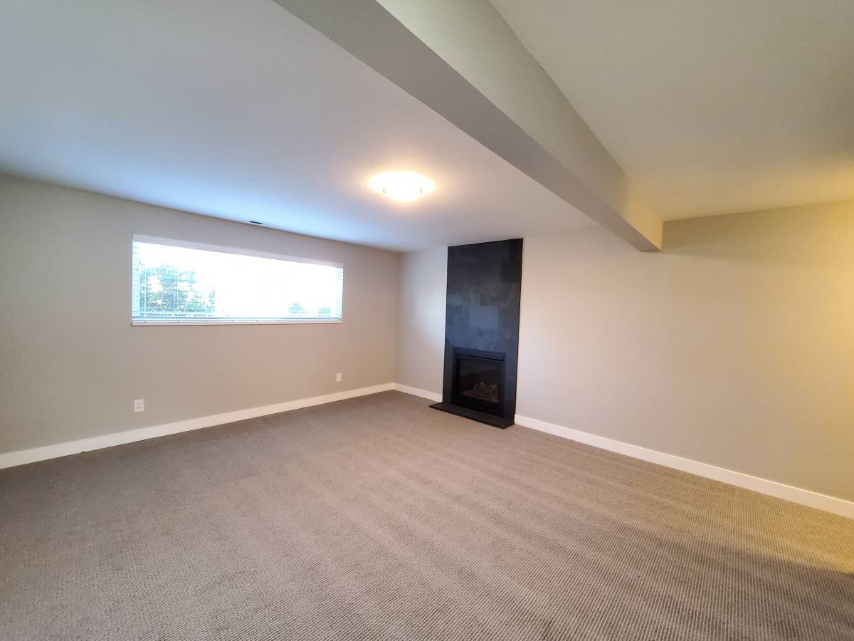 House for rent at 2694 E Teal Way, Sandy, UT 84093