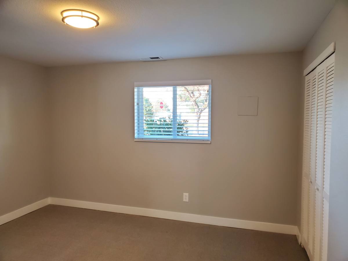 House for rent at 2694 E Teal Way, Sandy, UT 84093