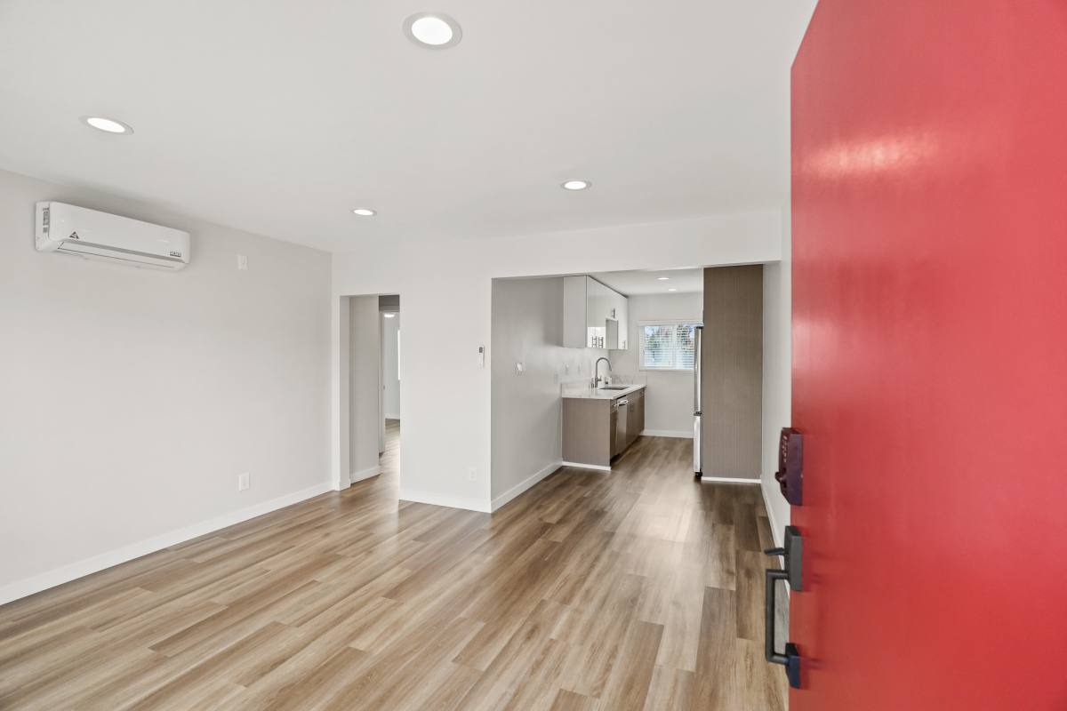 Apartment for rent at 1358 W 36th St, Los Angeles, CA 90007