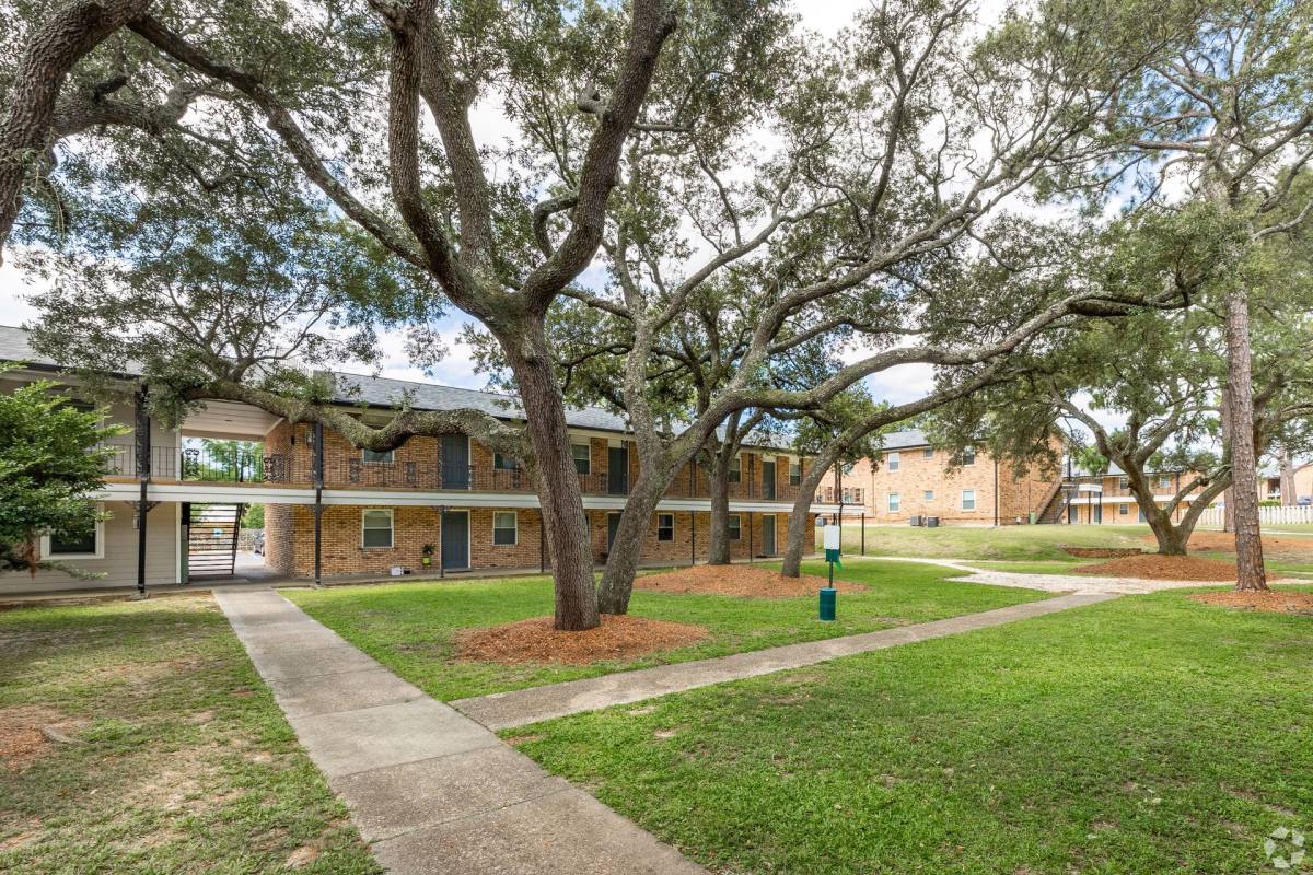 Apartment for rent at 824 Royce St, Pensacola, FL 32503