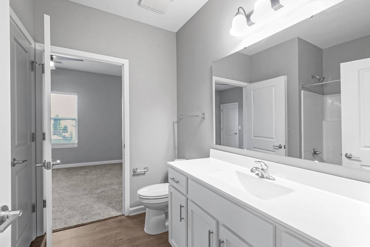 Apartment for rent at 1601 E Main St, New Albany, IN 47150