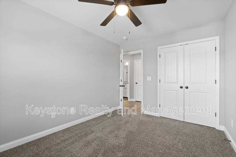 Townhouse for rent at 580 Heritage Pointe Dr, Clarksville, TN 37042