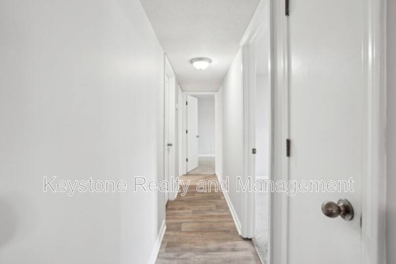 Apartment for rent at 3301 Royster Lane, Clarksville, TN 37042