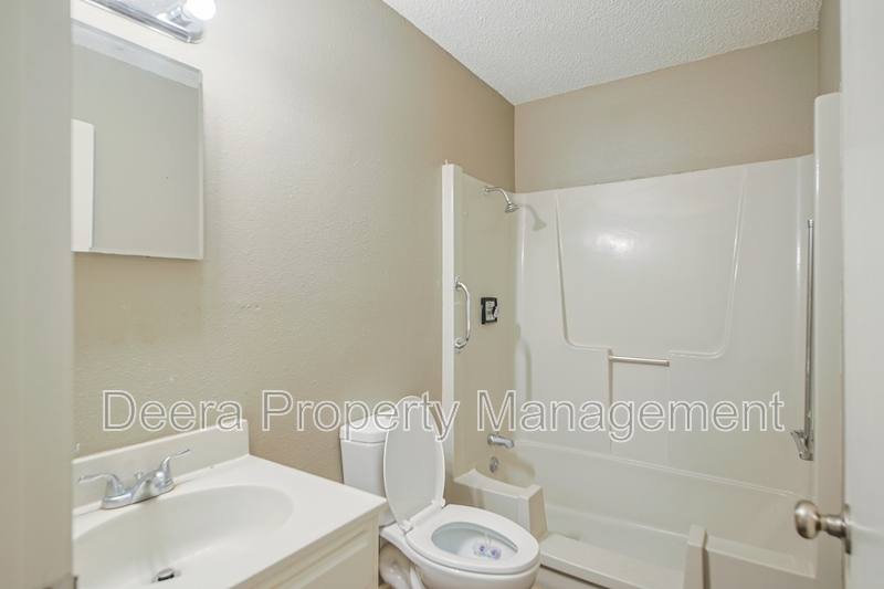 Apartment for rent at 6016 Leavenworth Rd, Kansas City, KS 66104