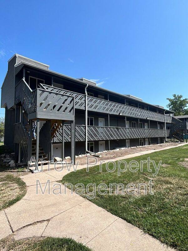 Apartment for rent at 877 N #26, Lincoln, NE 68503