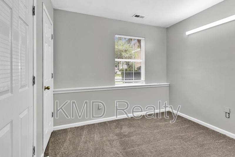 Condo for rent at 1638 Arlyn Circle, Charlotte, NC 28213