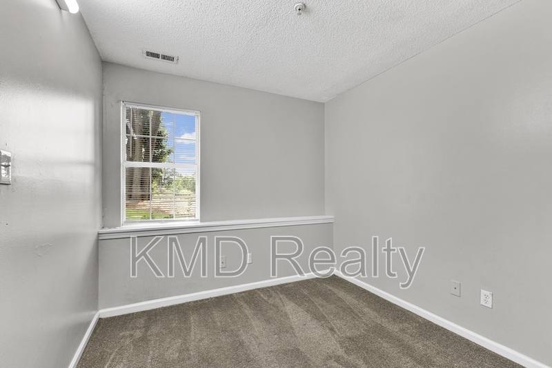 Condo for rent at 1638 Arlyn Circle, Charlotte, NC 28213