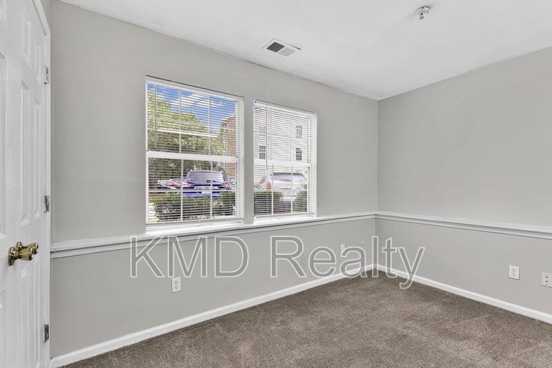 Condo for rent at 1638 Arlyn Circle, Charlotte, NC 28213