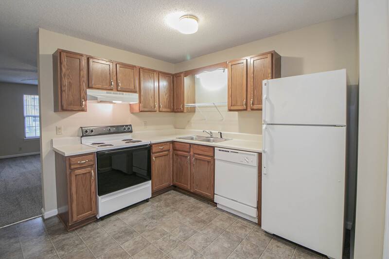 Townhouse for rent at 117-4 Hickory Trace, Clarksville, TN 37040