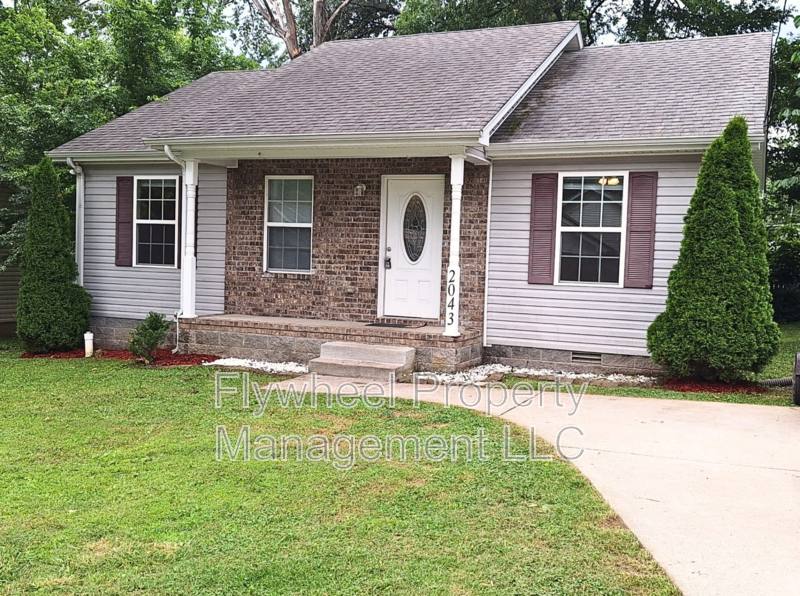 House for rent at 2043 Leota St, Springfield, TN 37172