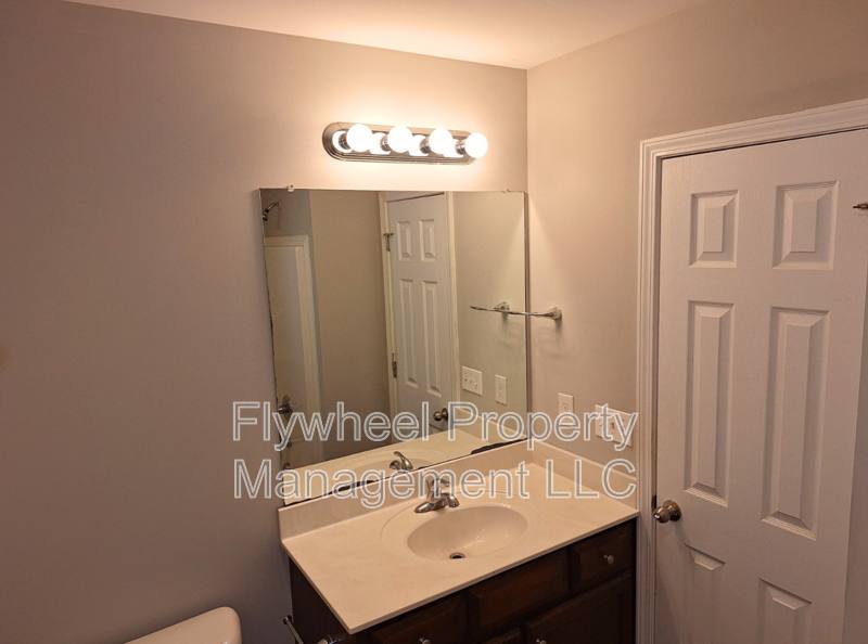 House for rent at 2043 Leota St, Springfield, TN 37172