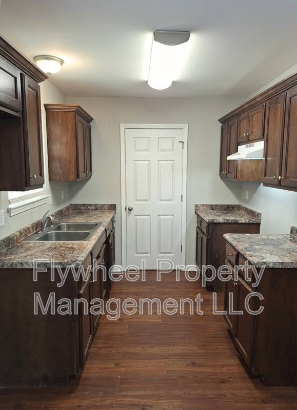 House for rent at 2043 Leota St, Springfield, TN 37172