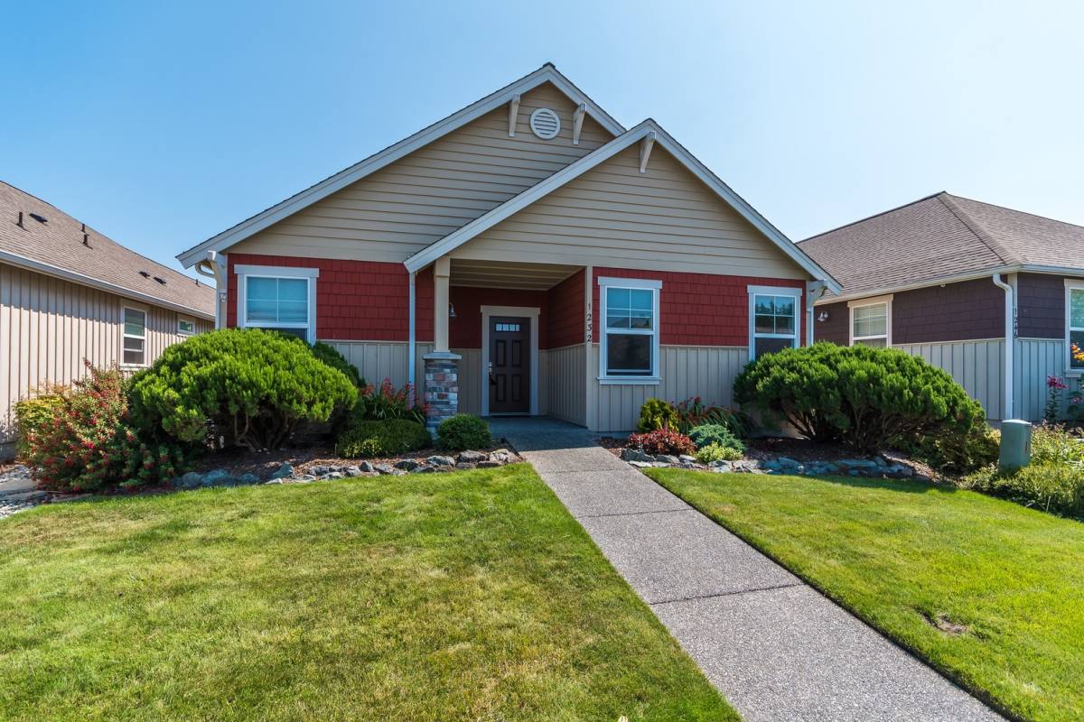 House for rent at 1232 SW Xavier Dr, Oak Harbor, WA 98277