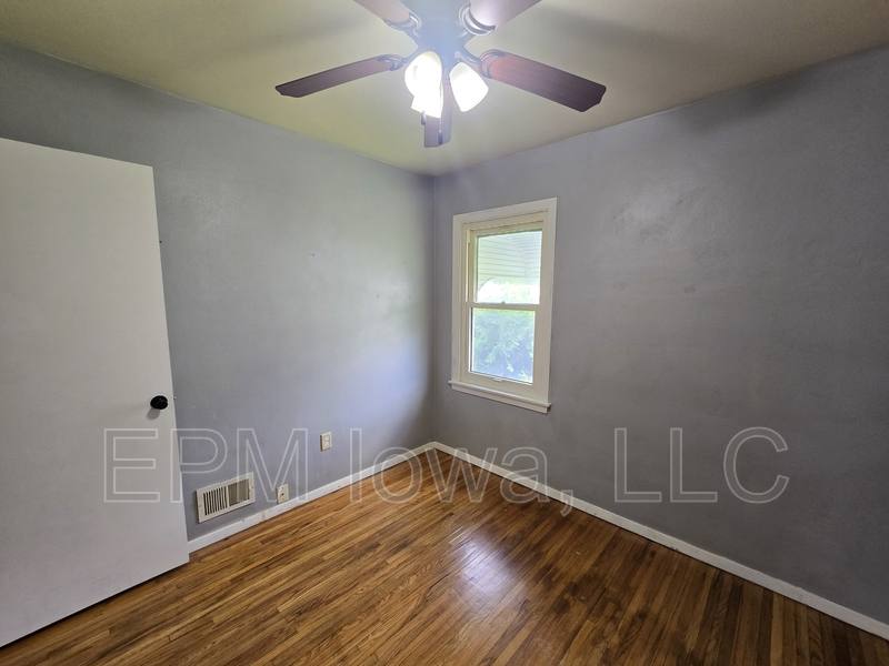 House for rent at 7206 La Porte Rd, Waterloo, IA 50702
