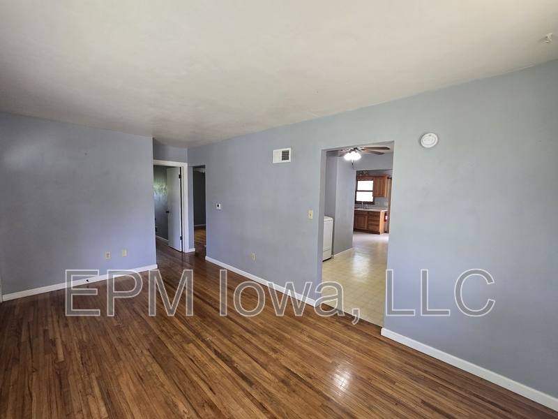 House for rent at 7206 La Porte Rd, Waterloo, IA 50702