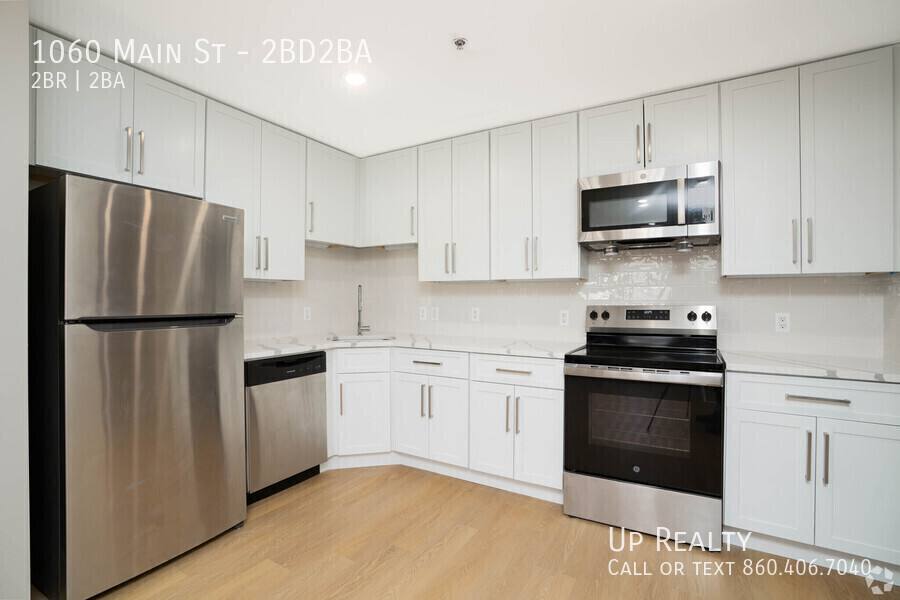 Apartment for rent at 1060 Main St, South Windsor, CT 06074