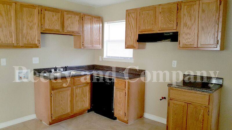 House for rent at 5194 Colewood Ave, Memphis, TN 38118