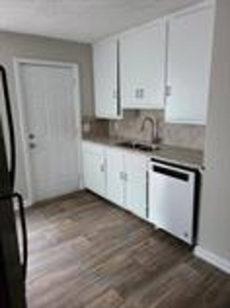 House for rent at 334 S Bull St, Columbia, SC 29205