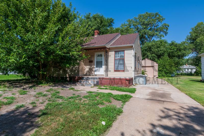 House for rent at 1555 N NE Parkway, Wichita, KS 67208