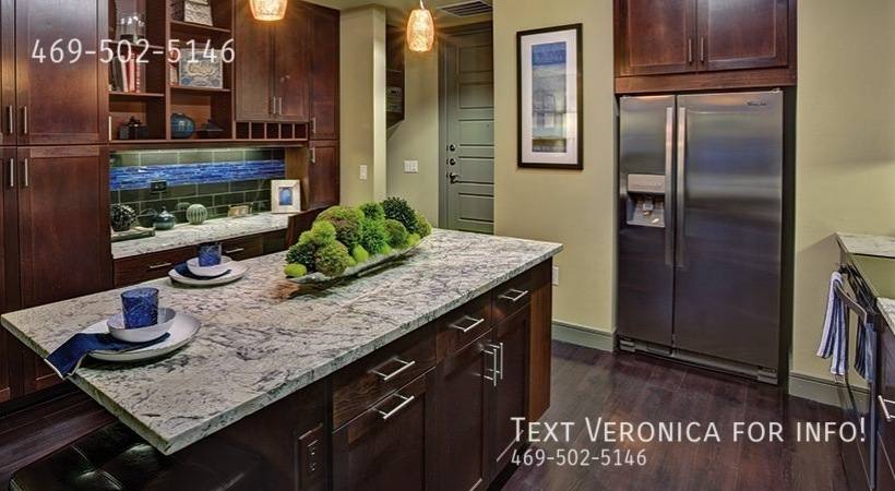 Apartment for rent at 3201 Esperanza Crossing, Austin, TX 78758