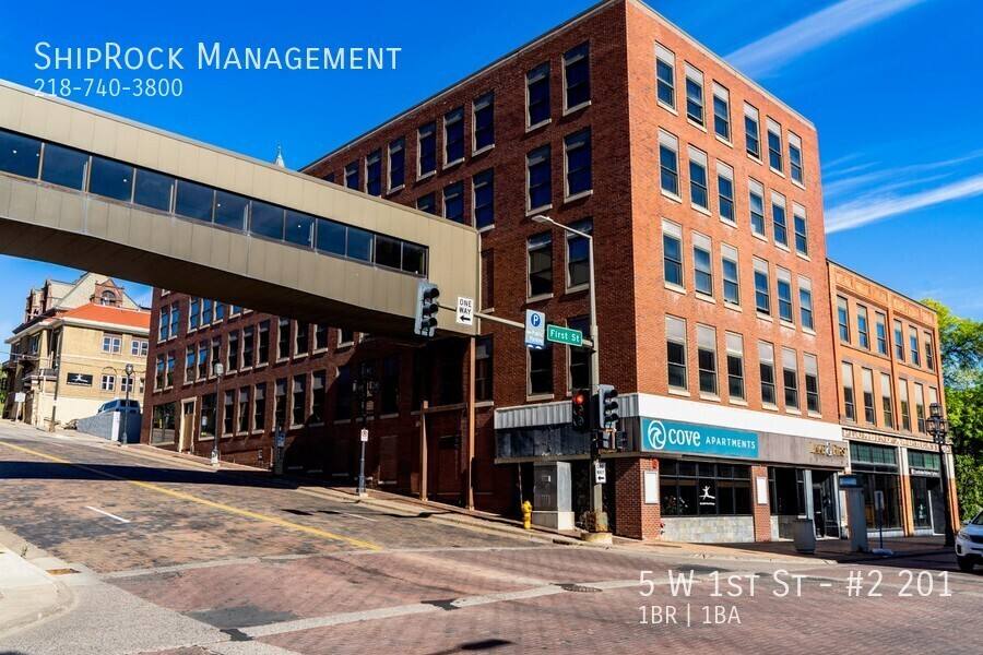 Apartment for rent at 5 W 1st St, Duluth, MN 55802