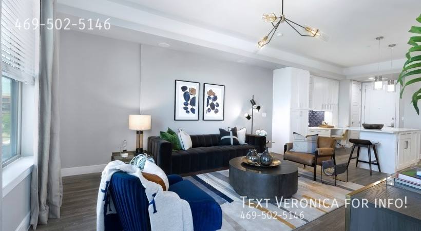 Apartment for rent at 10727 Domain Dr, Austin, TX 78758