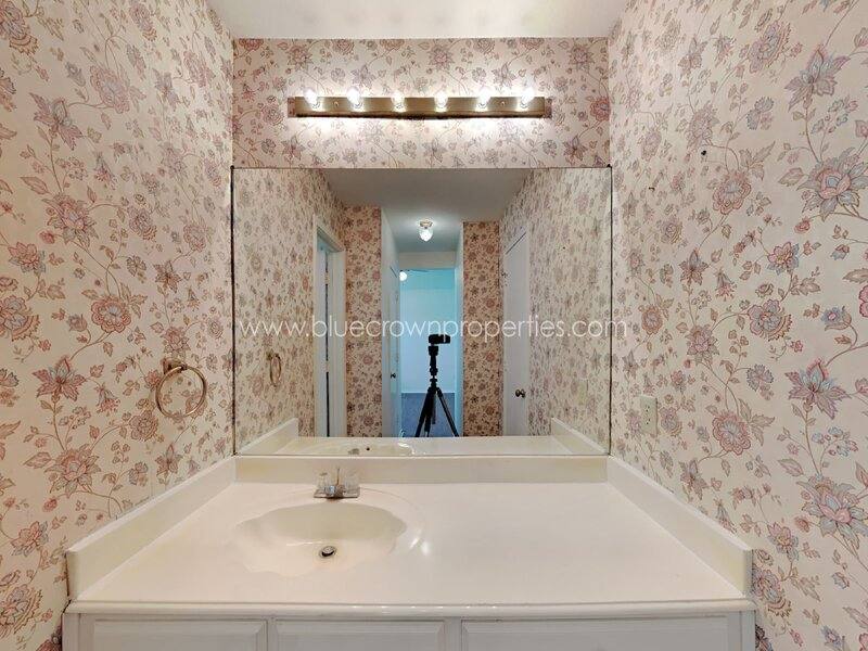 Apartment for rent at 10317 Lone Pine Lane, Fort Worth, TX 76108