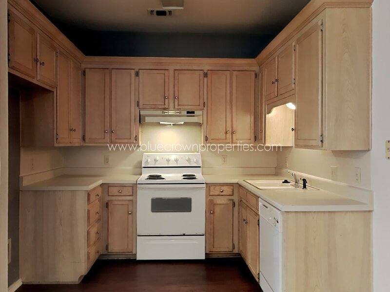 Apartment for rent at 10317 Lone Pine Lane, Fort Worth, TX 76108