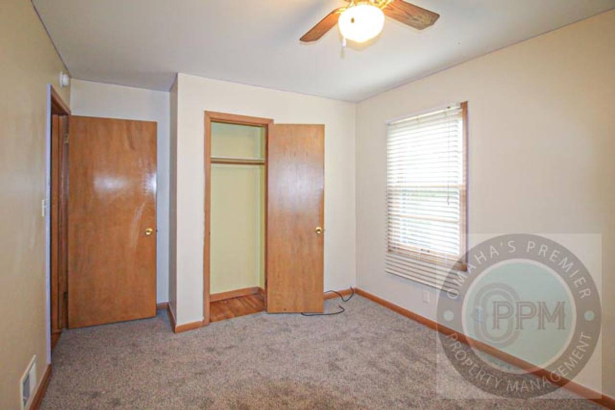 House for rent at 4114 N 54th St, Omaha, NE 68104
