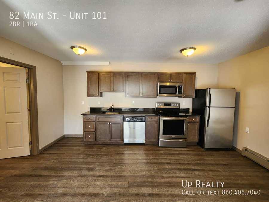 Apartment for rent at 82 Main St, East Hampton, CT 06424