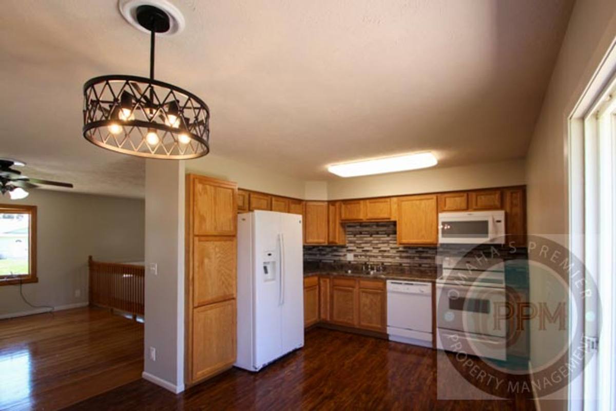 House for rent at 14012 Ohern St, Omaha, NE 68137