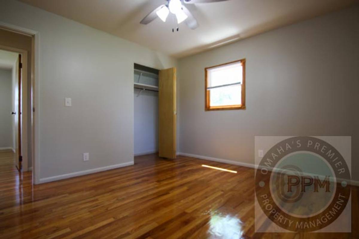 House for rent at 14012 Ohern St, Omaha, NE 68137