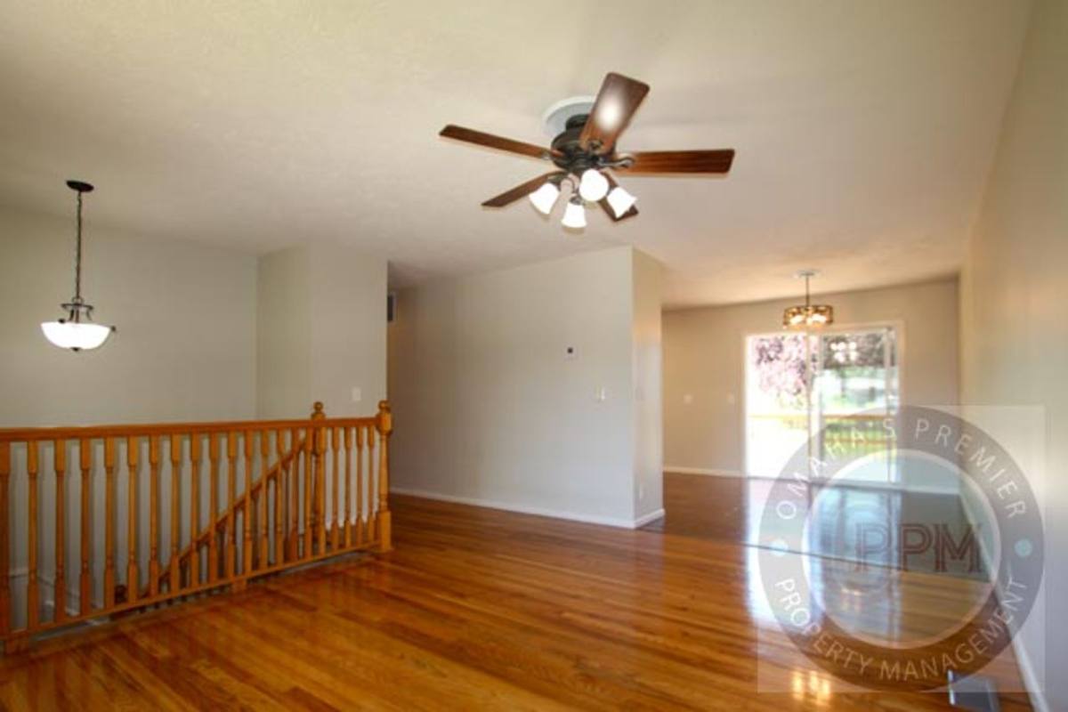 House for rent at 14012 Ohern St, Omaha, NE 68137