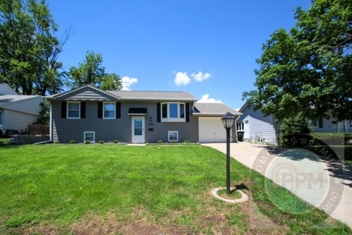 House for rent at 14012 Ohern St, Omaha, NE 68137