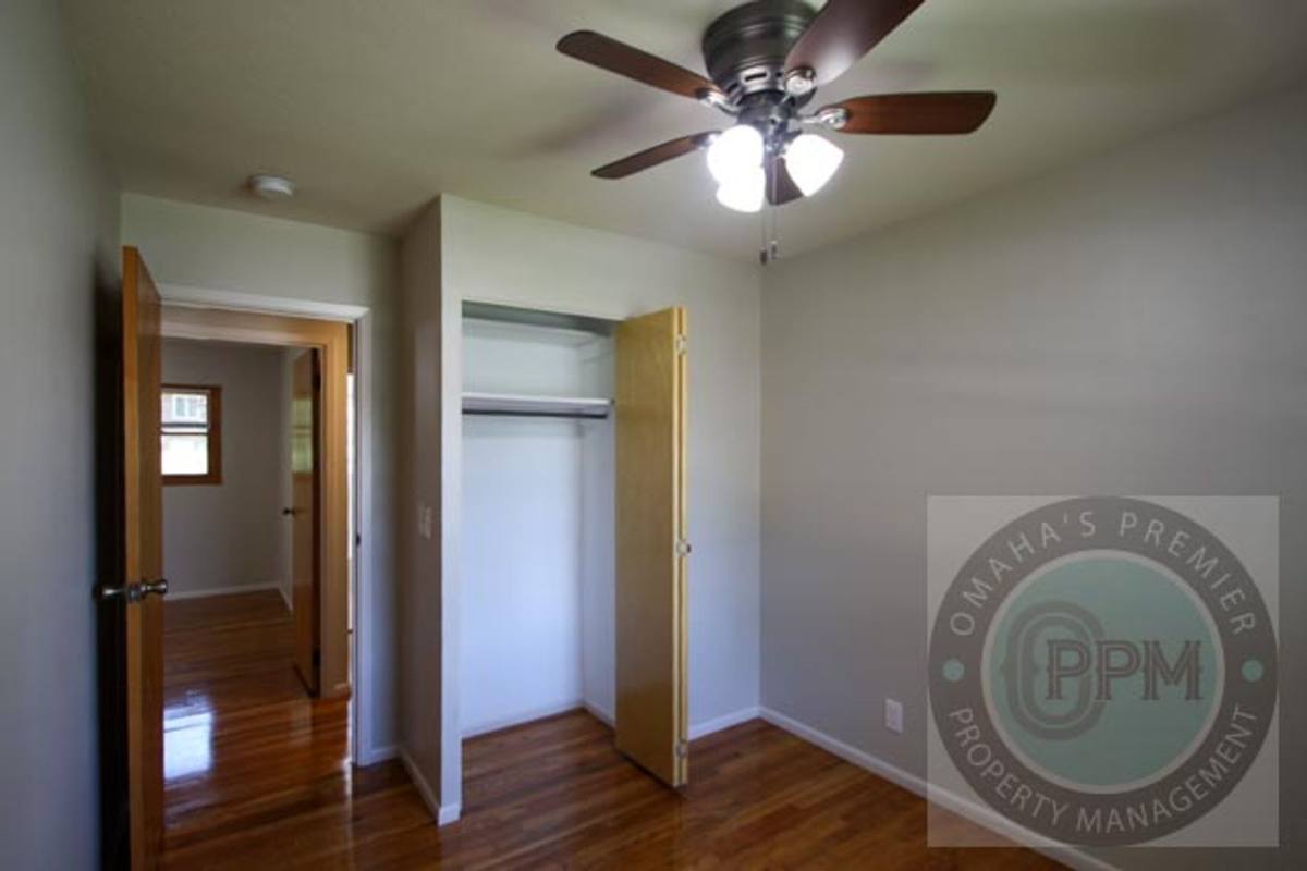 House for rent at 14012 Ohern St, Omaha, NE 68137