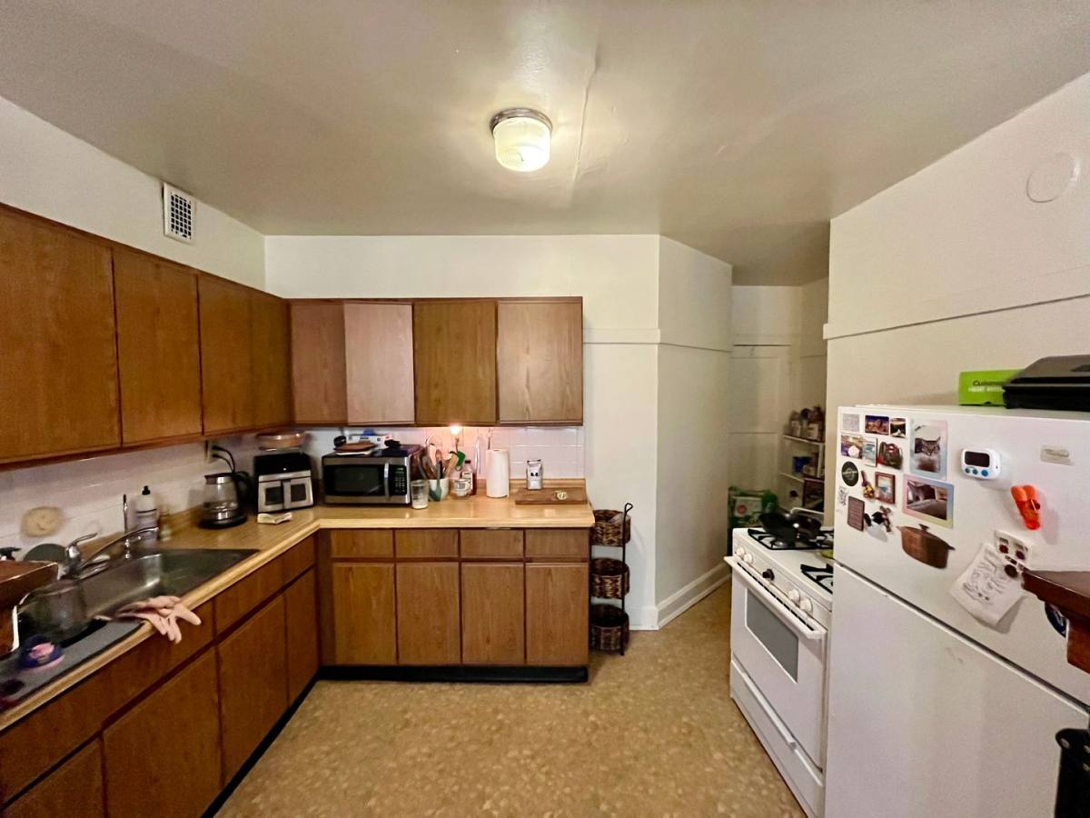 Apartment for rent at 1812 E Belleview Place, Milwaukee, WI 53211