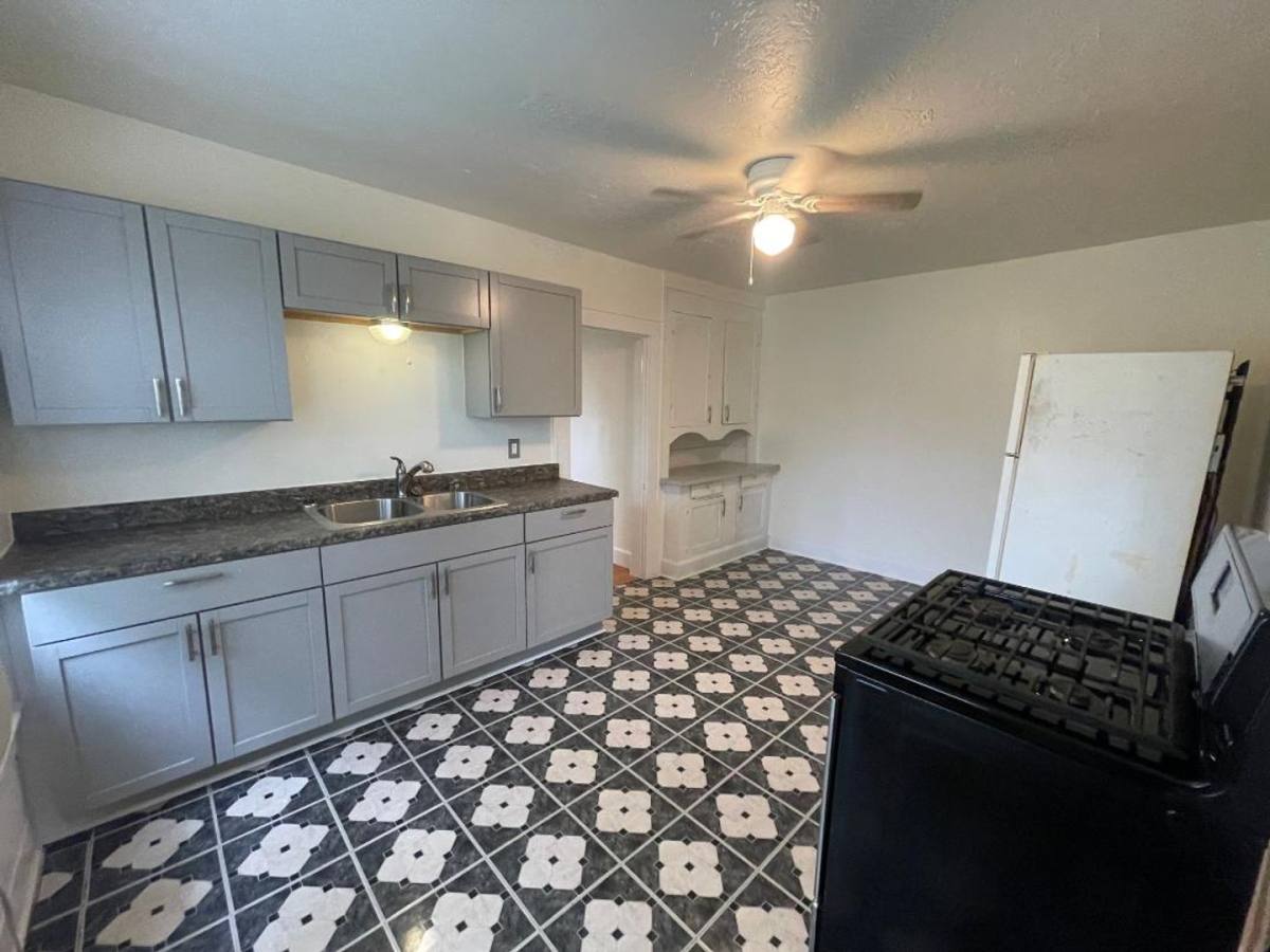 House for rent at 419 N Flood Ave, Norman, OK 73069