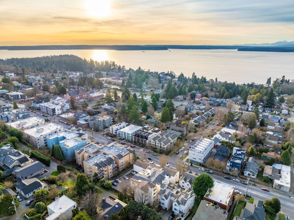 Apartment for rent at 6900 California Ave SW, Seattle, WA 98136