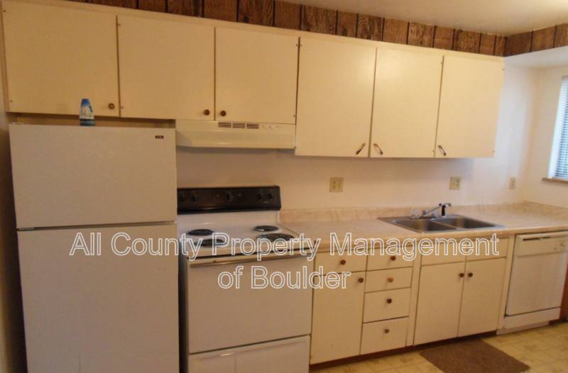 Apartment for rent at 1112 17th Ave #A, Longmont, CO 80501