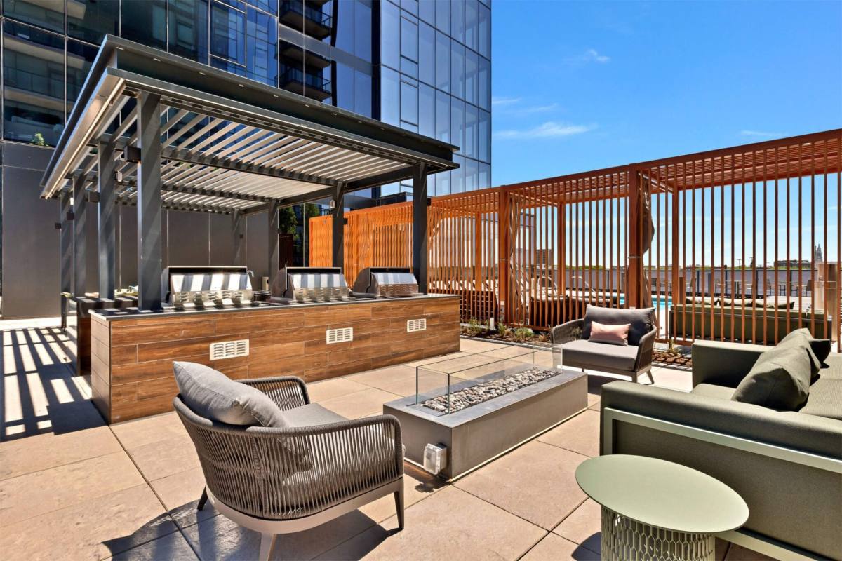 Apartment for rent at 1101 W Van Buren St, Chicago, IL 60607