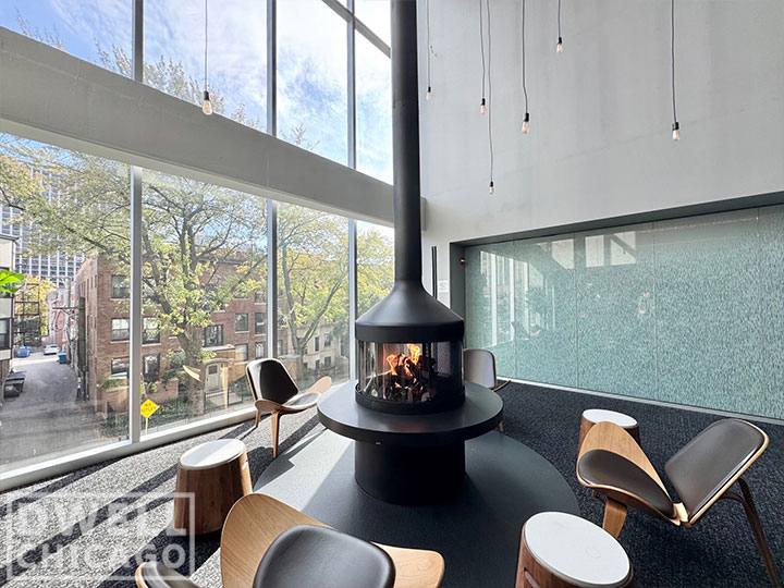 Apartment for rent at 4334 N Hazel St, Chicago, IL 60613