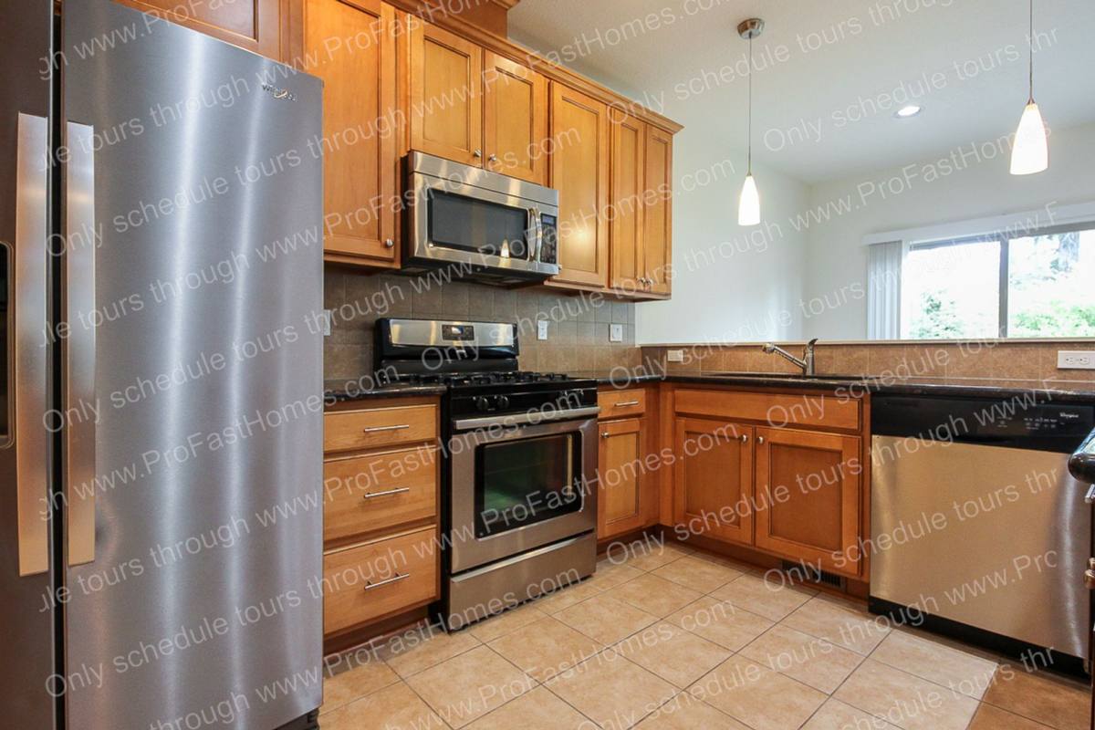 House for rent at 13640 SE Madena Way, Clackamas, OR 97015