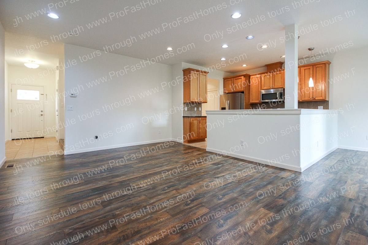House for rent at 13640 SE Madena Way, Clackamas, OR 97015