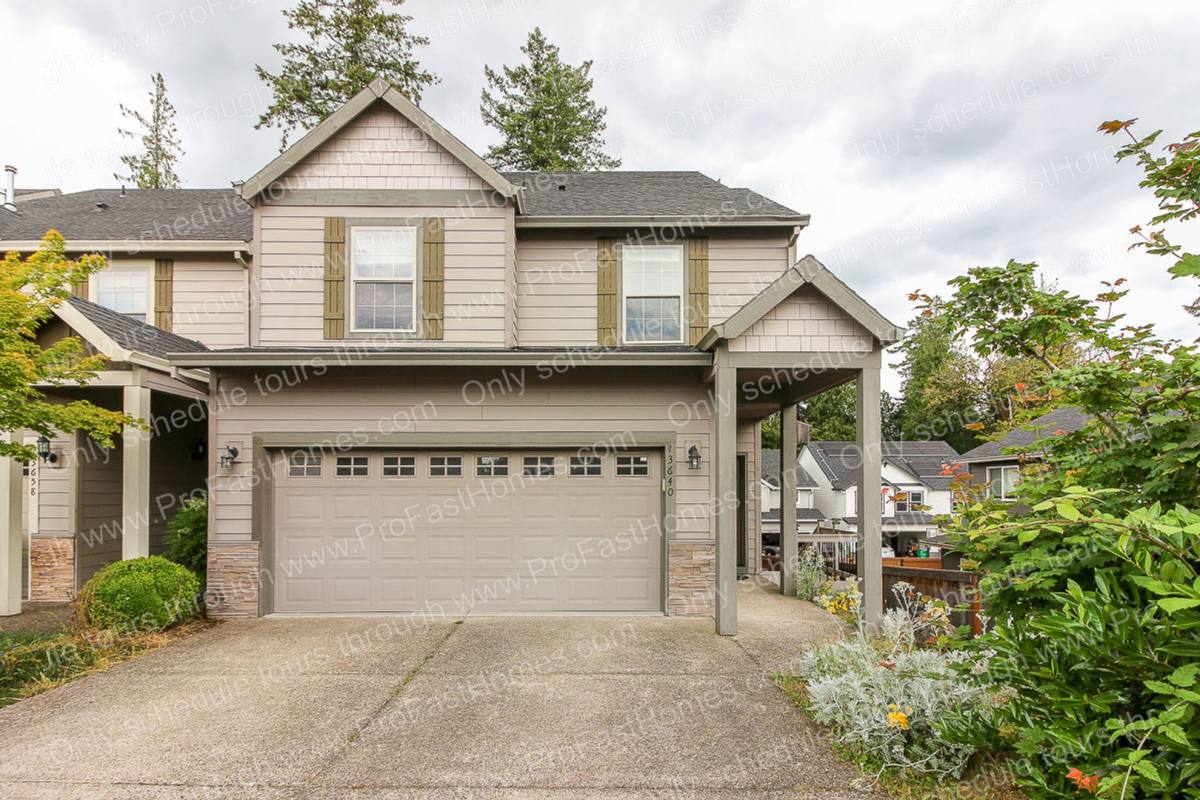 House for rent at 13640 SE Madena Way, Clackamas, OR 97015