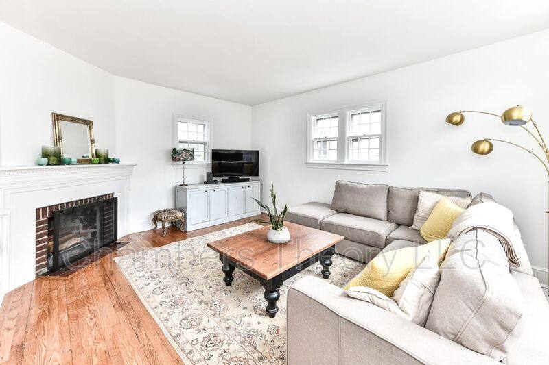 House for rent at 2705 Russell Rd, Alexandria, VA 22305
