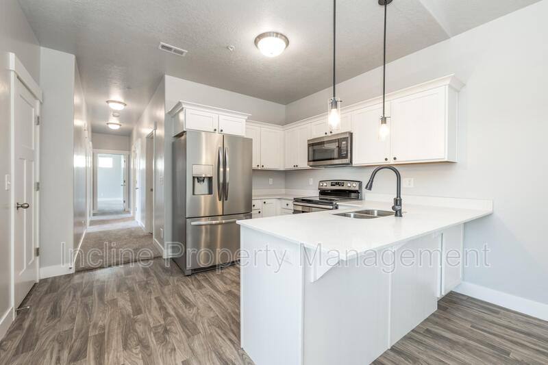 Condo for rent at 63 W Seasons Dr, Vineyard, UT 84059